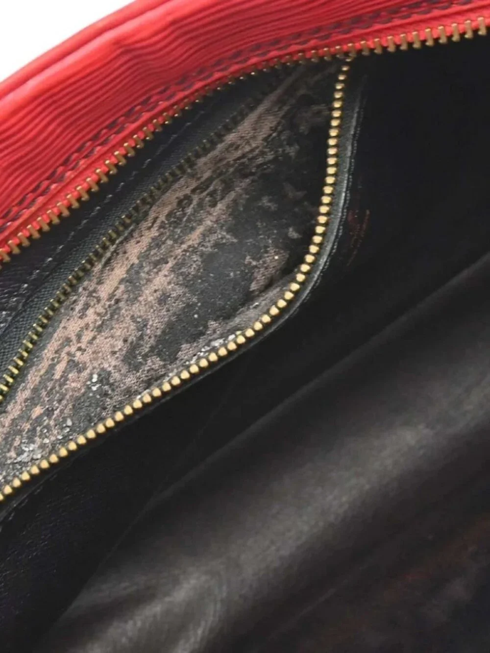 LOUIS VUITTON Epi Trocadero 23 Shoulder Bag Red